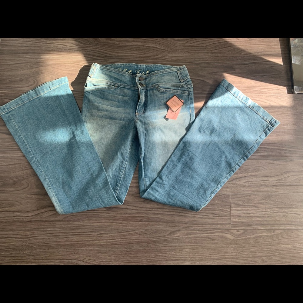 The miller fit by juicy couture  ca# 34460. RN #92918